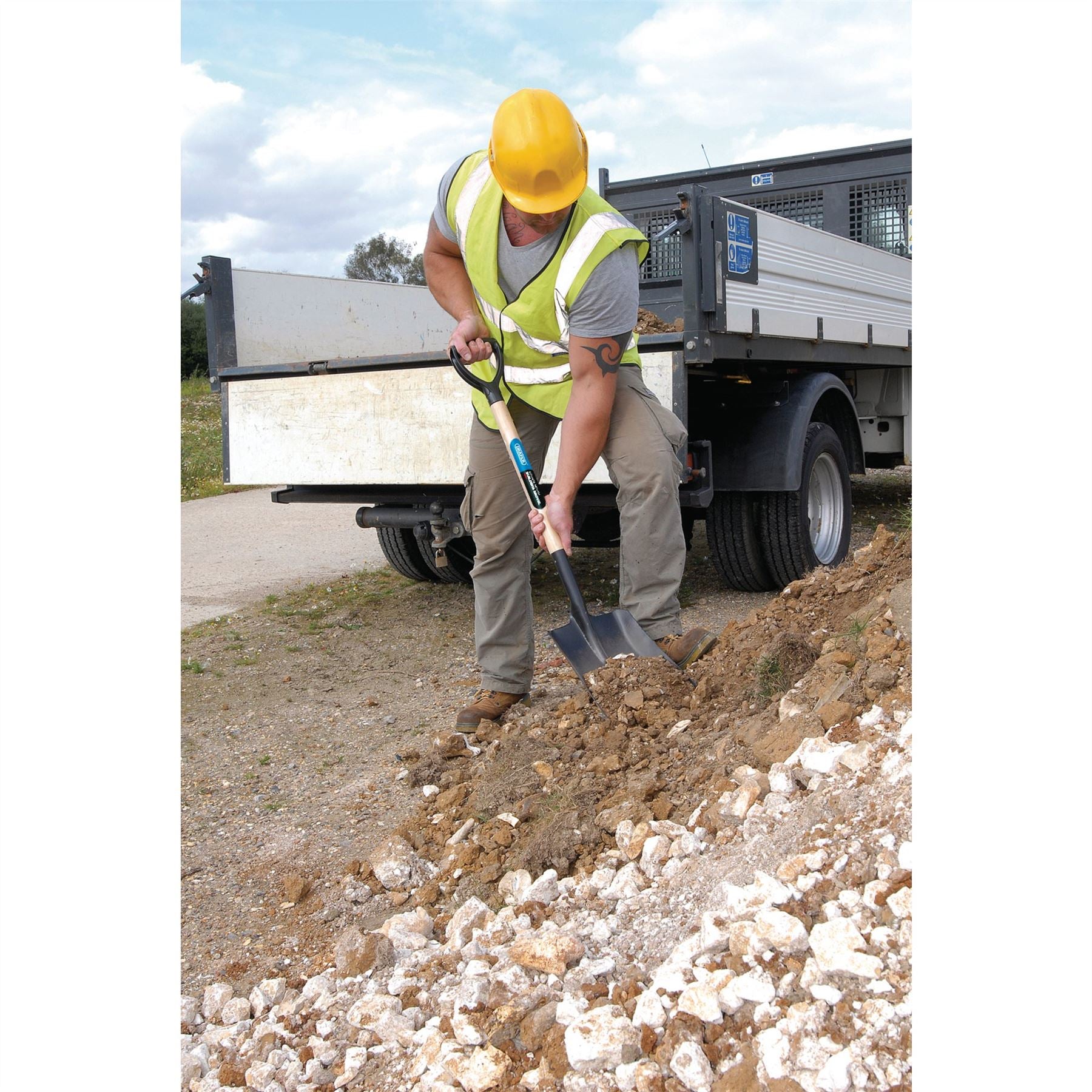 Draper 10904 Carbon Steel Square Mouth Builders Shovel with Hardwood Shaft Draper