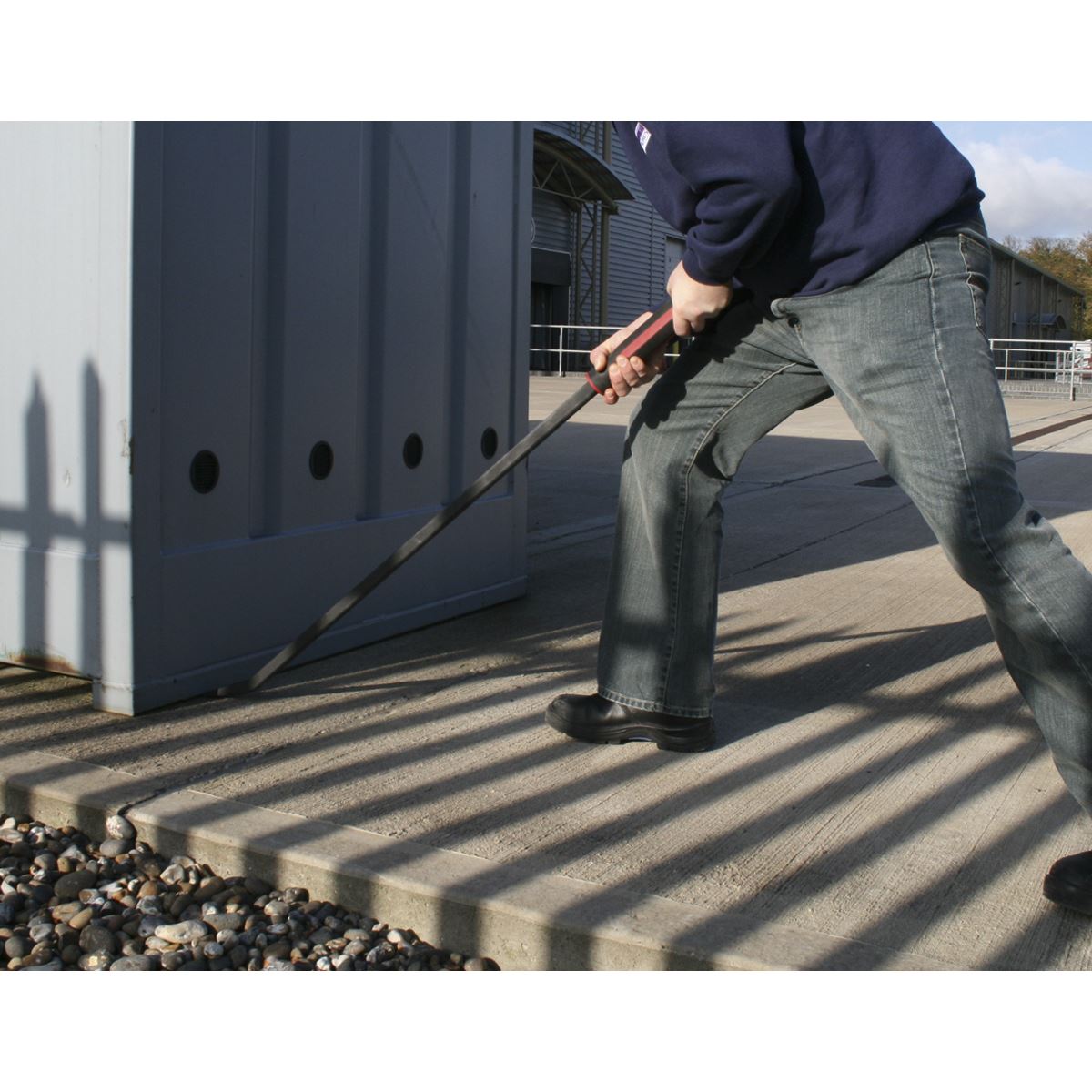 Sealey AK9134 Pry Bar 1220mm 45° Heavy-Duty with Hammer Cap Sealey