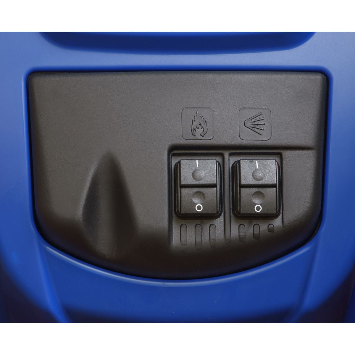 Sealey PW2000HW Hot Water Pressure Washer 135bar 230V Sealey