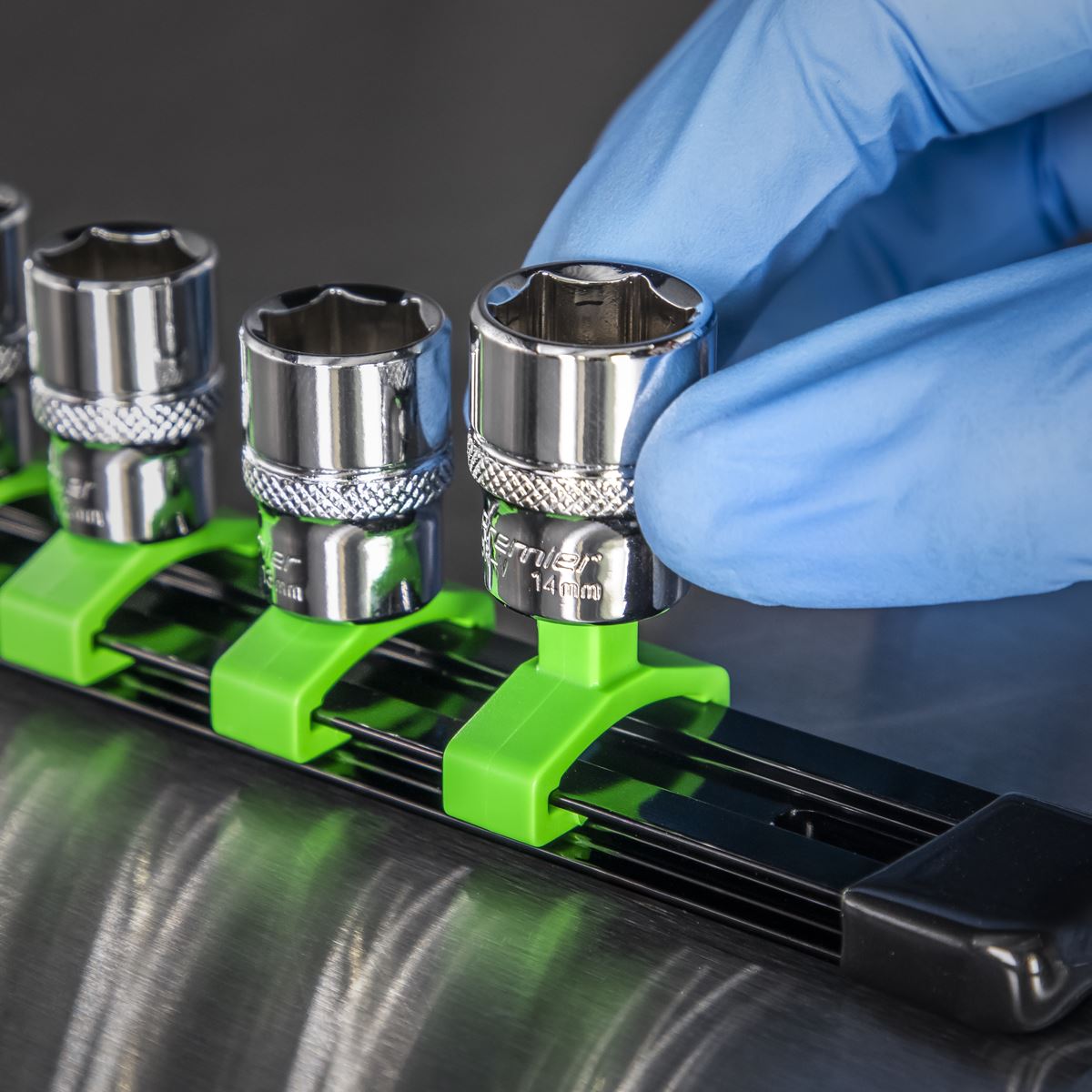 Sealey AK27052HV Socket Retaining Rail with 16 Clips 1/4"Sq Drive - Hi-Vis Green Sealey