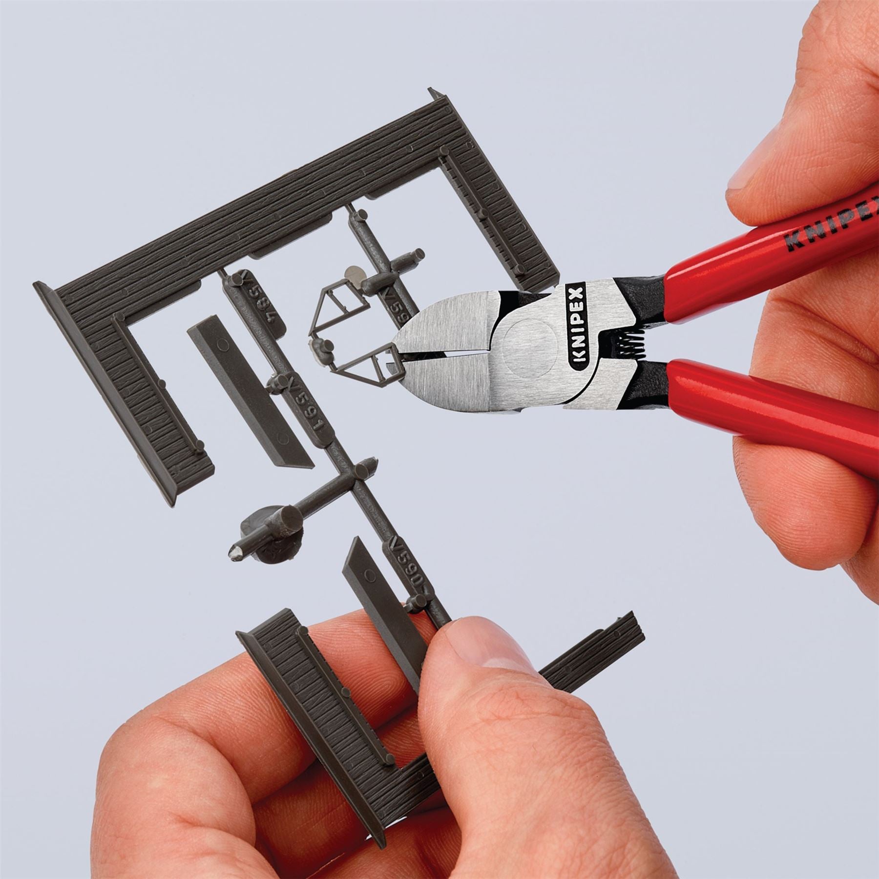 Knipex 13083 72 01 140 Diagonal Cutters 140mm Knipex