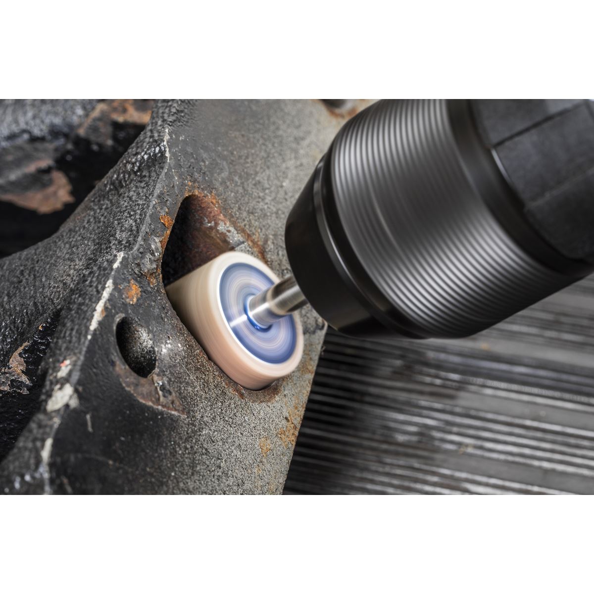 Sealey FW2520ASS Abrasive Flap Wheel Ø25 x 20mm Ø6mm Shaft Assorted Grit - Pack of 5 Sealey