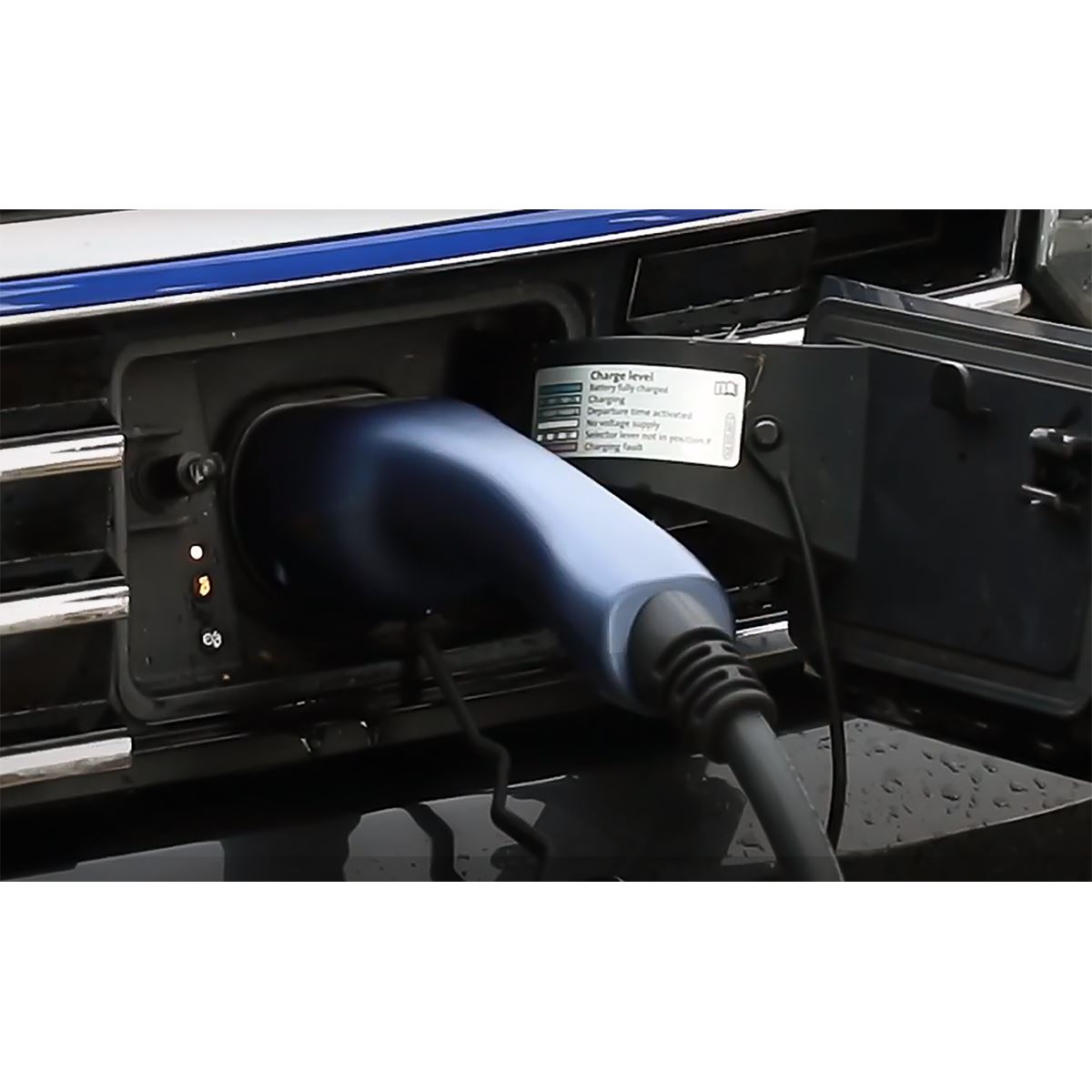 Sealey EVPC1 Portable EV Charger Type 1 to UK 10A (2.3KW) 5m Cable Sealey