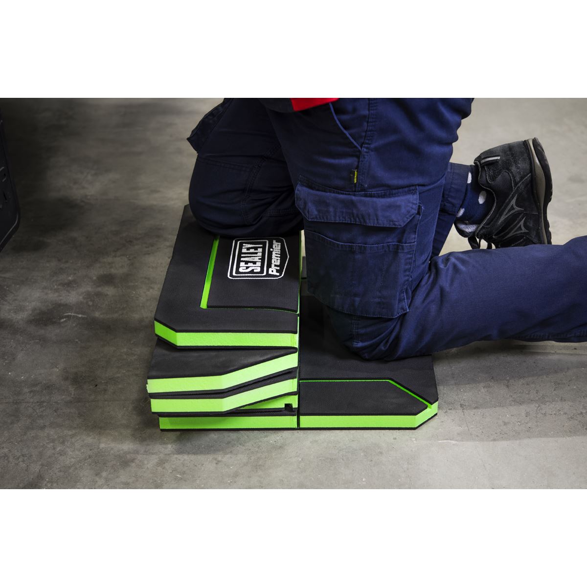 Sealey VS8583 Folding Mechanic's Work Mat Premier 31mm Sealey