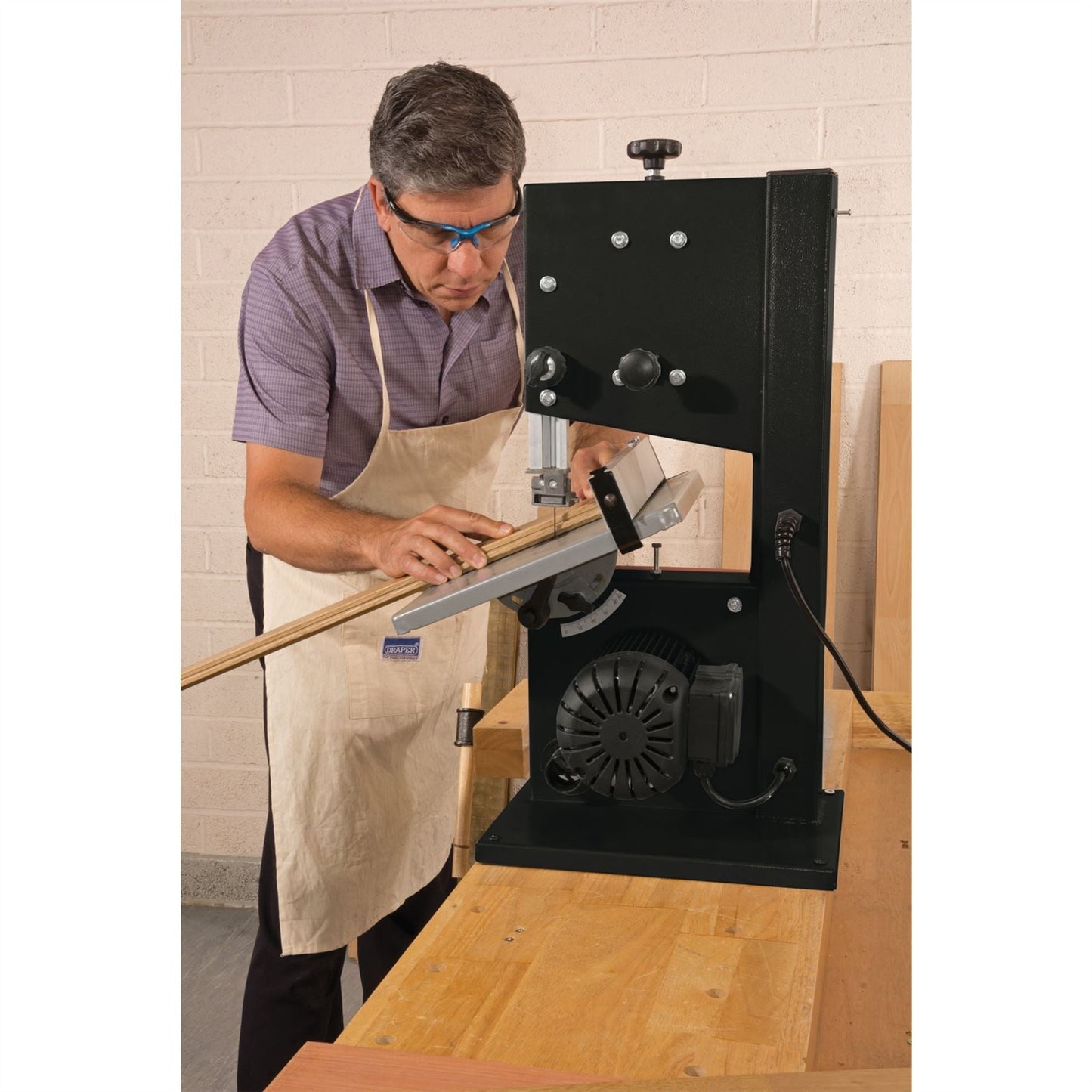 Draper 82756 Bandsaw with Steel Table 200mm 250W Draper