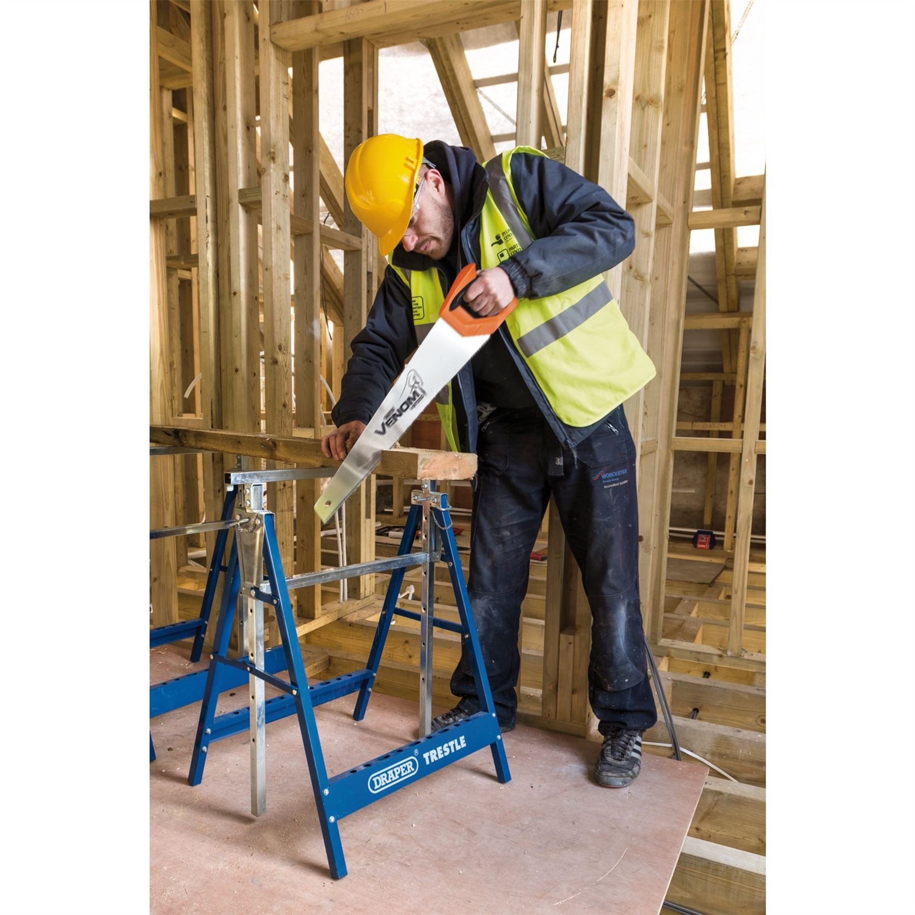 Draper 82203 Venom® First Fix Triple Ground Handsaw 550mm 7tpi/8ppi Draper