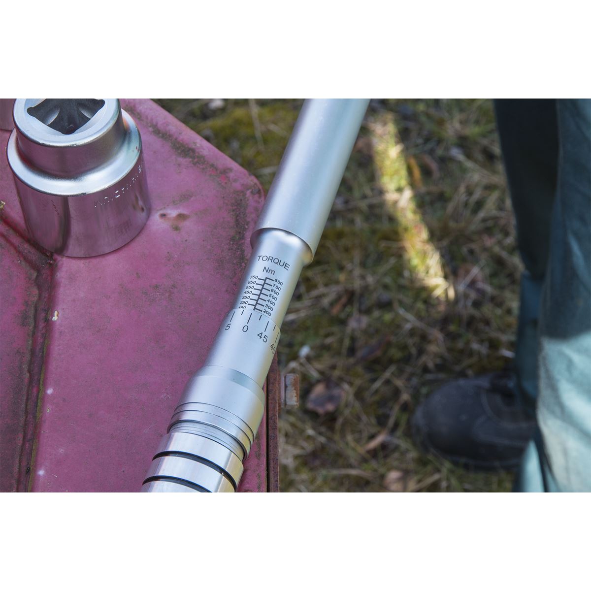 Sealey STW706 Torque Wrench Micrometer Style 3/4"Sq Drive 150-800Nm(111-590lb.ft) Sealey