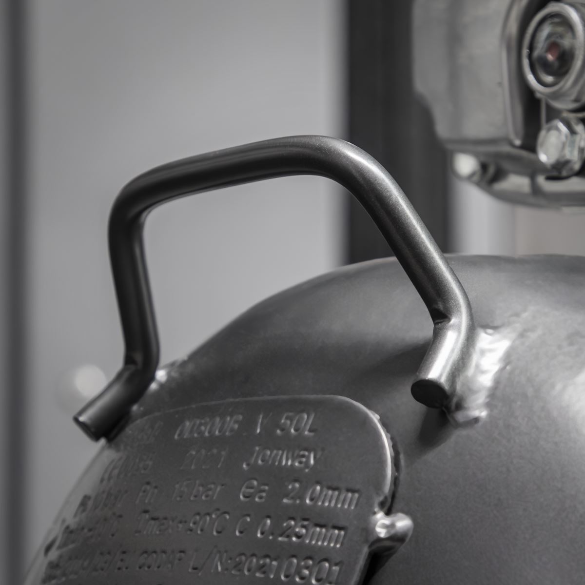 Sealey SAC5020A Air Compressor 50L Direct Drive 2hp Sealey