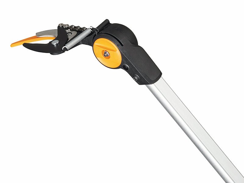 Fiskars PowerGear X Telescopic Tree Pruner 1023624 Fiskars