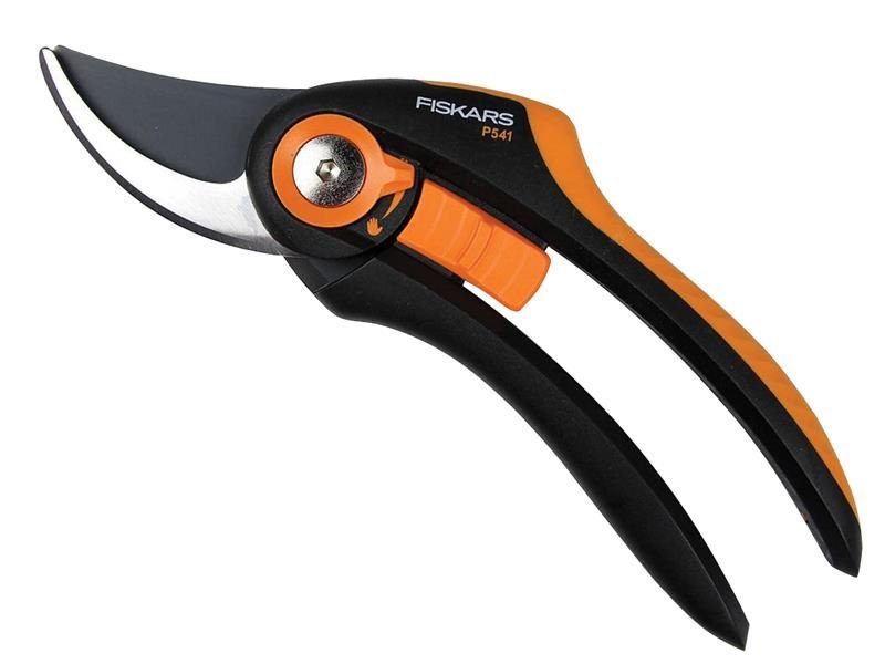 Fiskars P541 Plus Bypass Pruner Fiskars