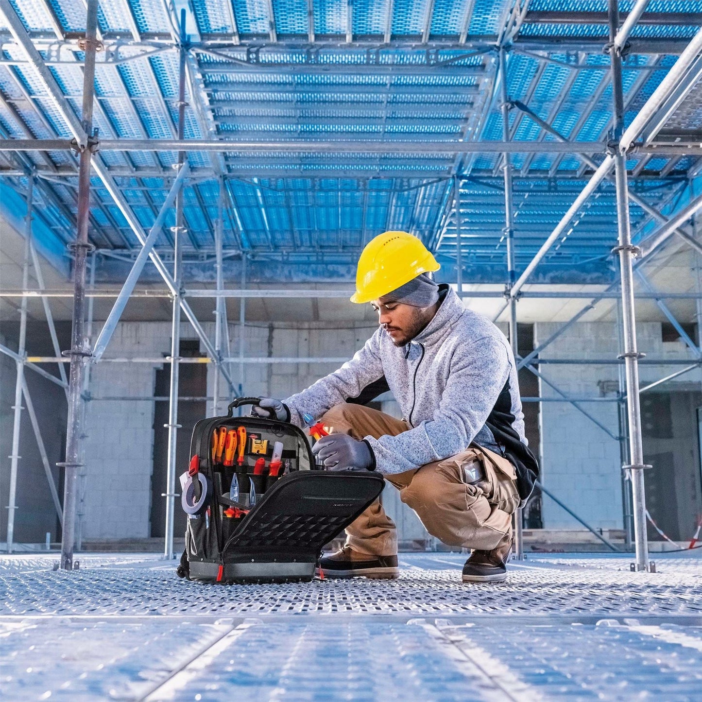 Knipex 00 21 50 E Tool Backpack Kit X18 Electric 22 parts 530mm Knipex