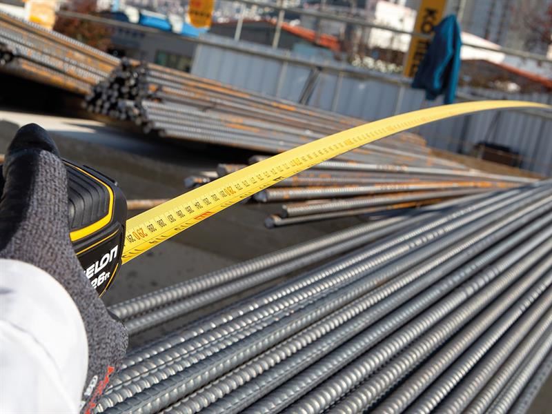 Komelon Extreme Stand-Out Pocket Tape 8m/26ft Width 32mm Komelon