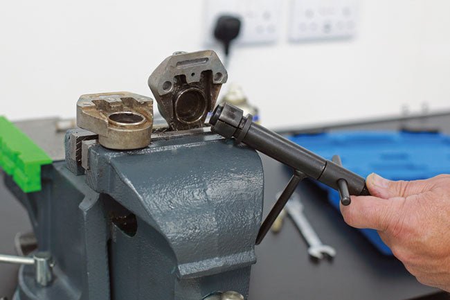 Laser Tools 3673 Motorcycle Brake Piston Removal Tool Laser Tools