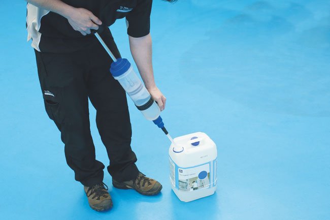 Laser Tools 6153 Extractor - AdBlueÂ® 1.5L Laser Tools