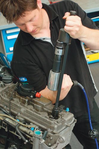 Laser Tools 6263 Diesel Injector Extractor with Air Hammer & Adaptors Laser Tools