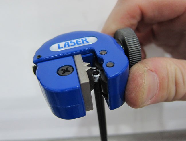 Laser Tools 6949 Brake Pipe Coating Removing Tool Laser Tools