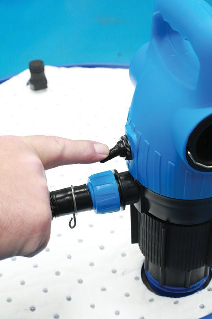 Laser Tools 7272 Electric Drum Pump For AdBlueÂ® AC/DC with Euro Charger Laser Tools