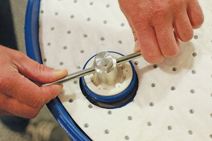 Laser Tools 7719 Drain Bung Tool for AdBlueÂ® Tank HGV 26mm Laser Tools