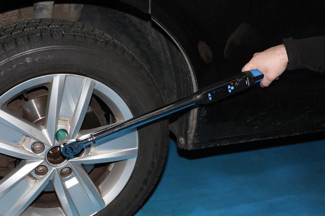 Laser Tools 7908 Digital Torque & Angle Wrench 1/2"D 40 - 200Nm Laser Tools