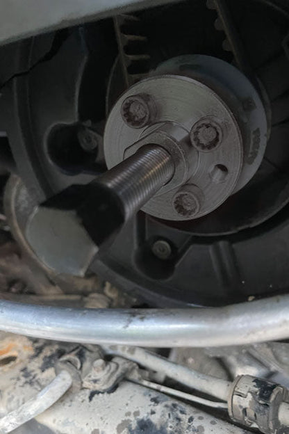 Laser Tools 8410 Crankshaft Cambelt Pulley Puller - for Volvo Petrol & 2.0 Diesel Laser Tools