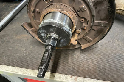 Laser Tools 8446 Rear Wheel Bearing Service Kit for Mercedes-Benz Viano & Vito Vans Laser Tools