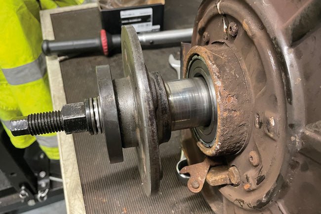 Laser Tools 8446 Rear Wheel Bearing Service Kit for Mercedes-Benz Viano & Vito Vans Laser Tools