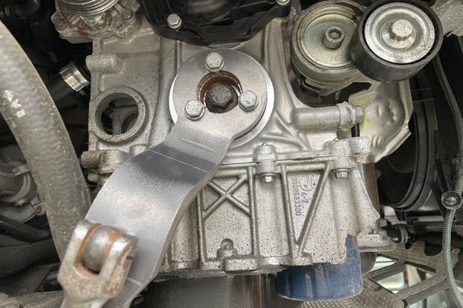 Laser Tools 8514 Engine Timing Master Kit (inc Pulley Holding Tool) â€“ for PSA Wet Belt 1.0, 1.2 Petrol Laser Tools