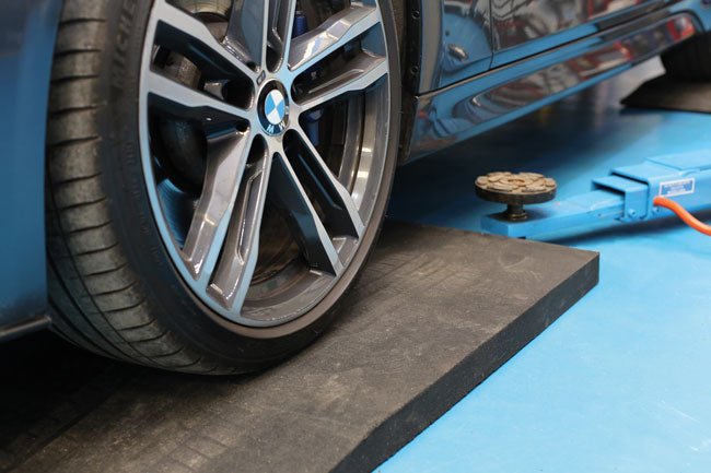 Laser Tools 8671 Rubber Ramp for Scissor Lifts â€“ 50mm Rise Laser Tools