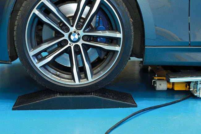 Laser Tools 8672 Ramp for Scissor Lifts â€“ 80mm Rise Laser Tools