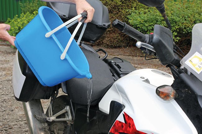 Laser Tools 8737 Bucket with Dirt Trap 15L Laser Tools