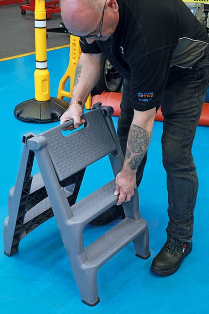 Laser Tools 8875 Insulating Folding 3-Step Ladder Laser Tools