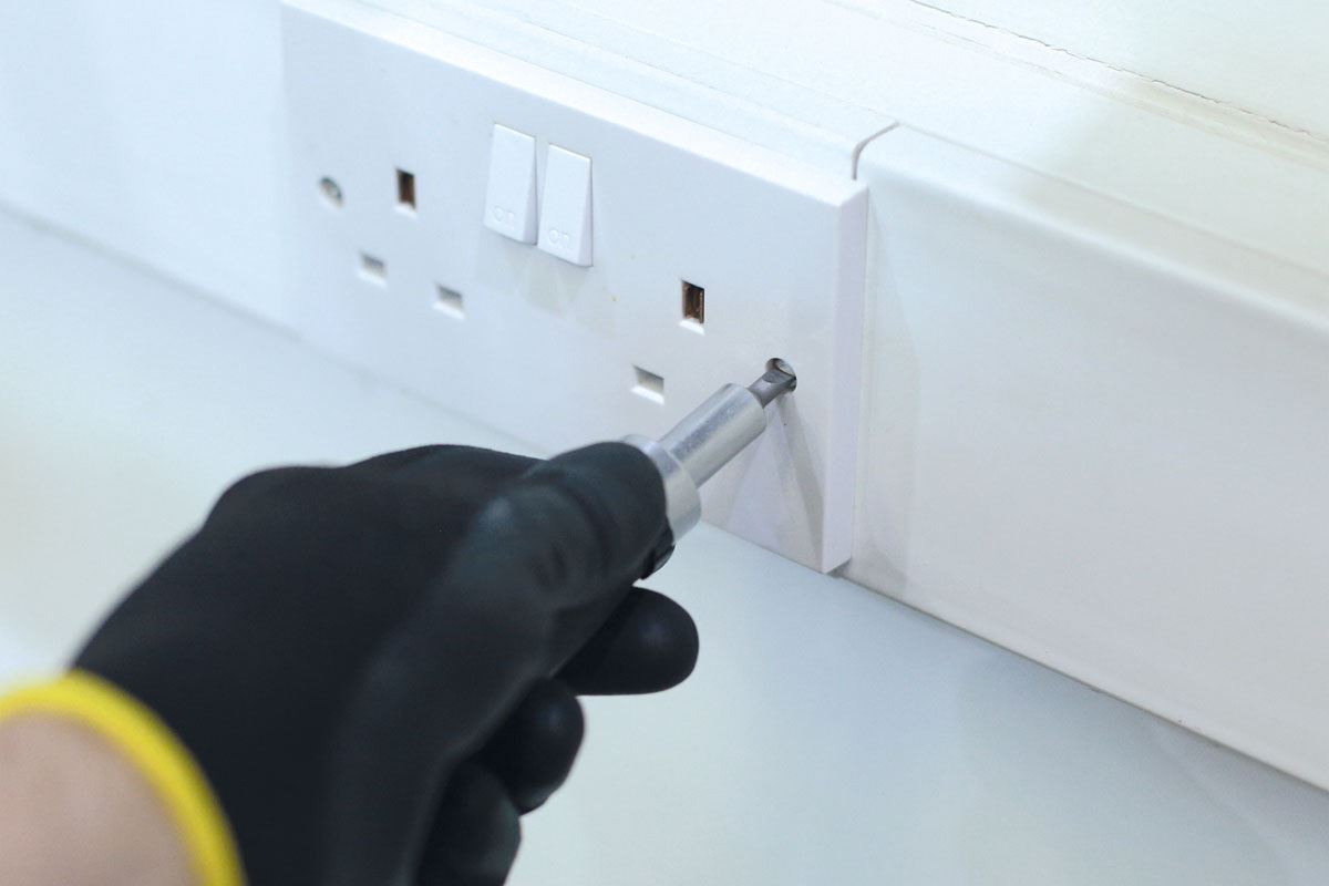 Laser Tools 8897 Mechanics Tool Kit 104pc Laser Tools