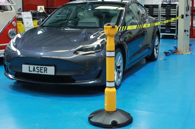 Laser Tools 8930 Skipper Unit c/w Post & Base - Single Unit c/w Wall Mounting Clip Laser Tools