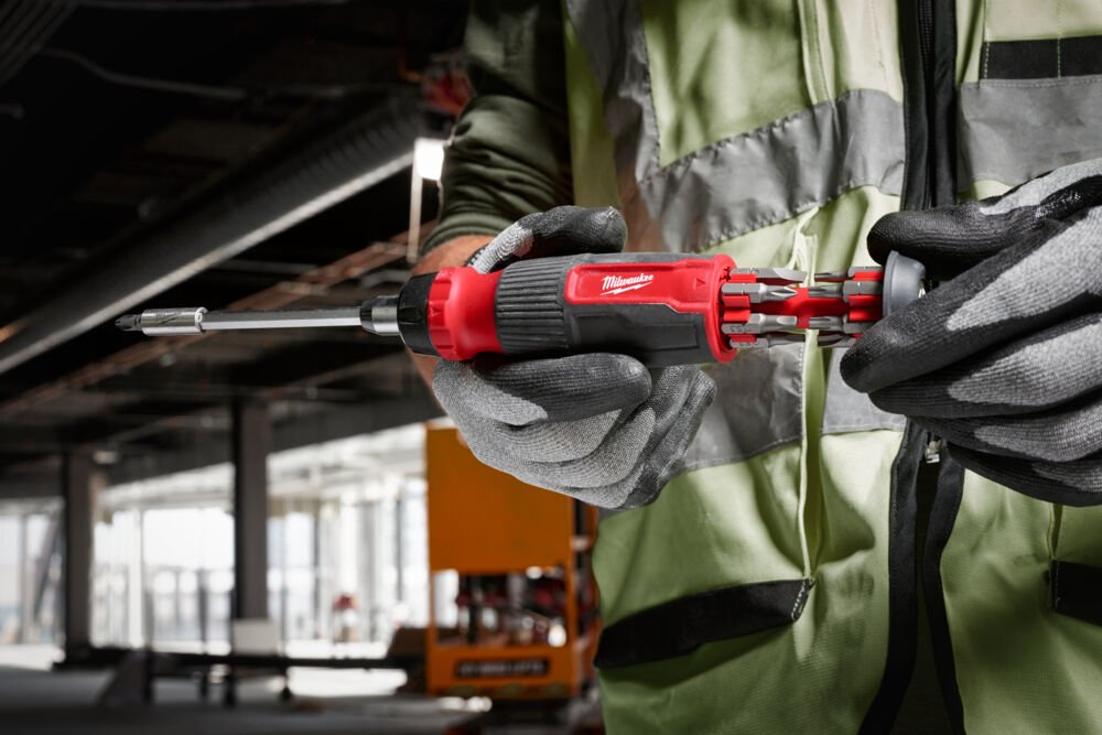 Milwaukee 4932480582 14 in 1 Precision Rachet Multi-Bit Screwdriver Set Milwaukee