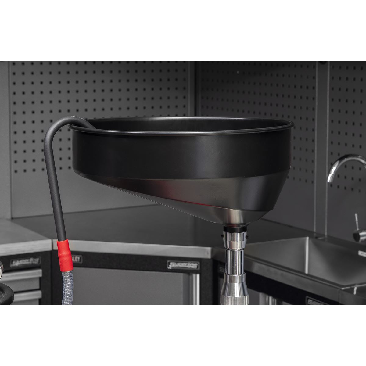 Sealey AK470DX Mobile Multifunction Oil Station with 61pc Tool Set Sealey