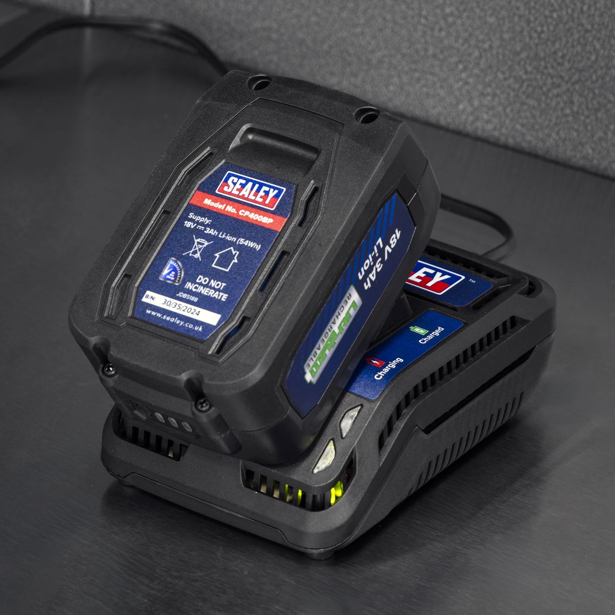 Sealey CP401LI 115mm Cordless Angle Grinder 18V 3Ah - Red Sealey