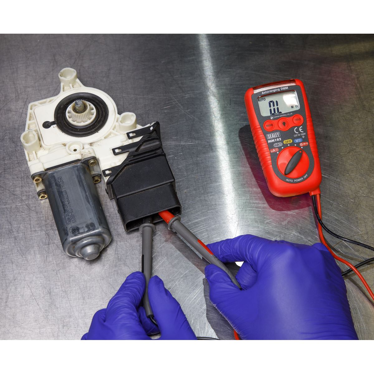 Sealey MM102 Professional Auto-Ranging Digital Multimeter Sealey