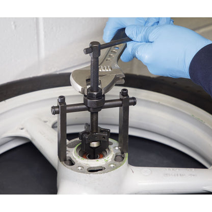 Sealey MS0621 Wheel Bearing Puller Ø12-38mm 3-Jaw Sealey