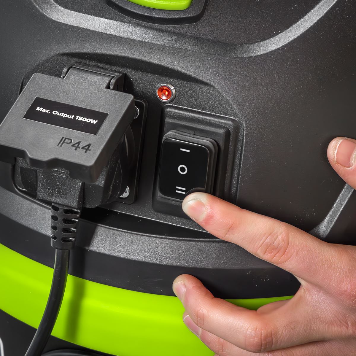 Sealey PC150BV BuilderVac® Wet & Dry Vacuum Cleaner 15L Stainless Steel Drum M Class Filtration Sealey