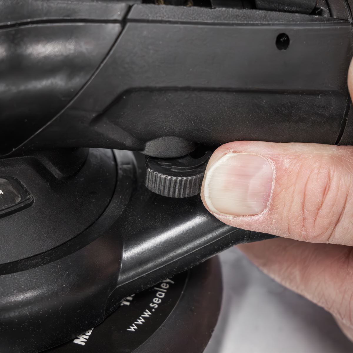 Sealey SA803 Air Palm Orbital Sander 6" Ø150mm Dust-Free Sealey