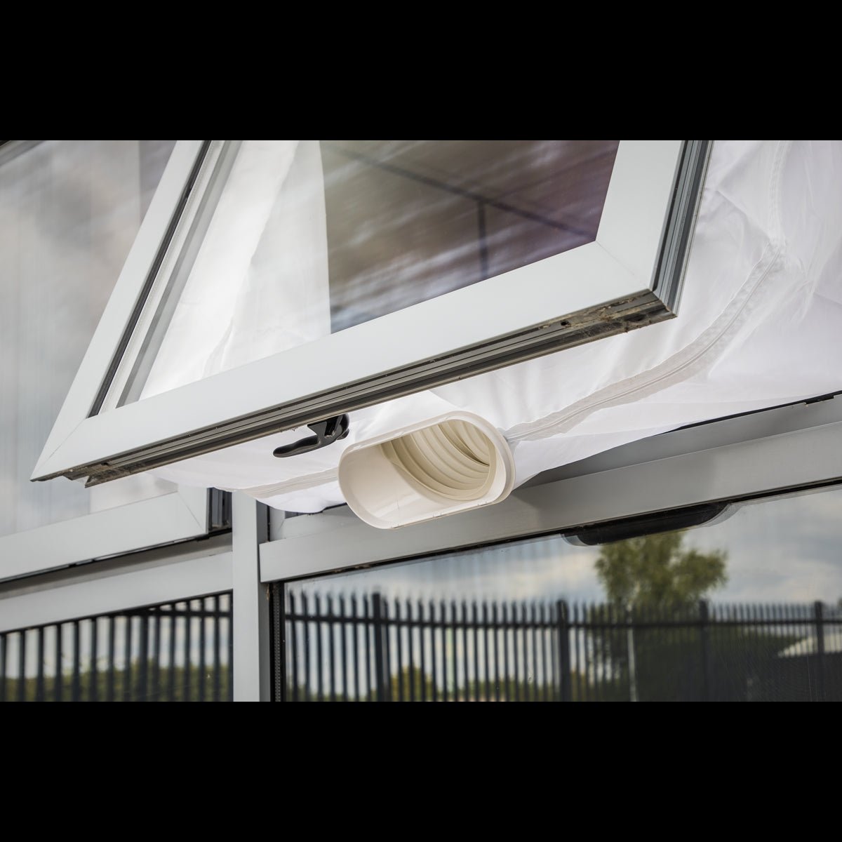 Sealey SAC9002 Portable Air Conditioner/Dehumidifier/Air Cooler 9000Btu/hr Sealey