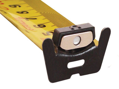 Stanley FatMax Autolock Pocket Tape 8m/26ft Width 32mm STA033504 Stanley