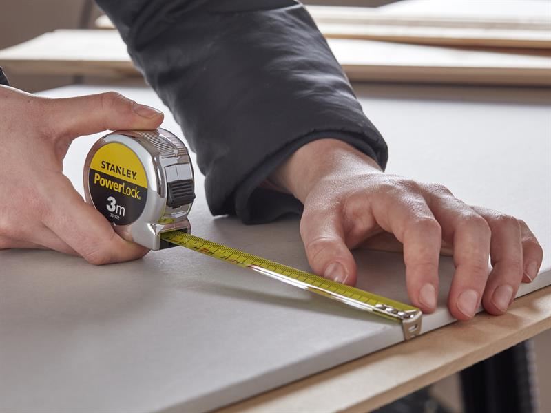 Stanley PowerLock Classic Pocket Tape 3m Width 19mm Metric only STA033522 Stanley