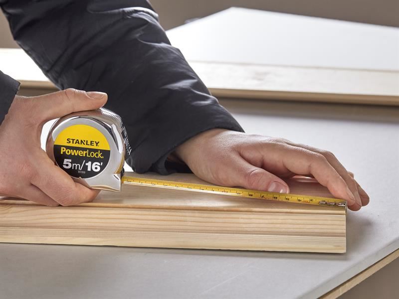 Stanley PowerLock Classic Pocket Tape 5m/16ft Width 19mm STA033553 Stanley