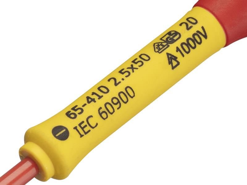 Stanley FatMax VDE Insulated Screwdriver Parallel Tip 2.5 x 50mm STA065410 Stanley