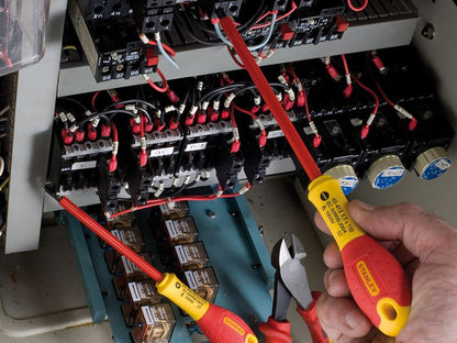 Stanley FatMax VDE Insulated Screwdriver Parallel Tip 5.5 x 150mm STA065413 Stanley