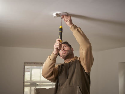 Stanley Multibit Ratchet Screwdriver &10 Bits STA068010 Stanley