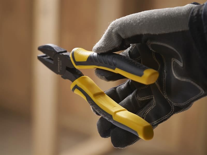 Stanley ControlGrip Combination Plier 180mm 7in STA074454 Stanley